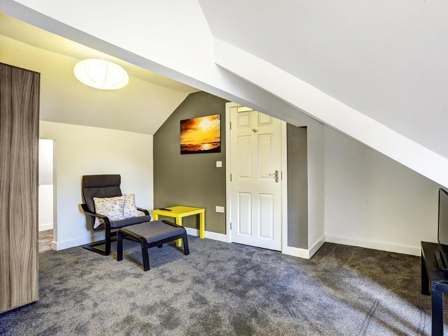 Townhouse Plus @ 166 Edleston Road 크루 외부 사진